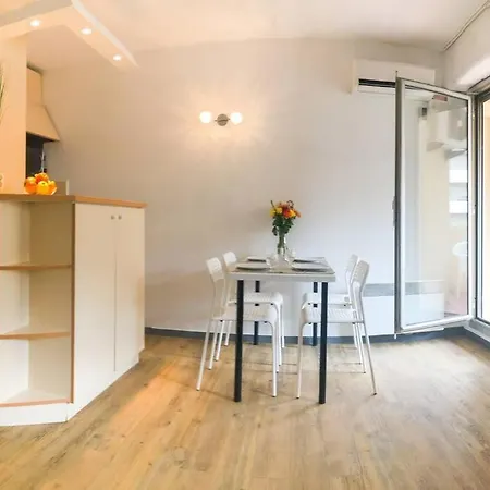 Soleil- 4 Pers Hyper Centre - 2 Min - Terrasse Saint-Raphael (Var)