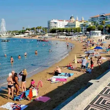 Soleil- 4 Pers Hyper Centre - 2 Min - Terrasse Apartman Saint-Raphaël