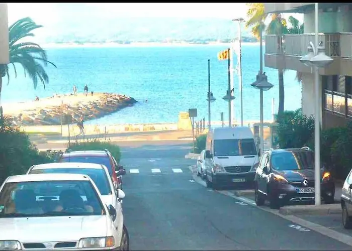 Appartement Soleil- 4 Pers Hyper Centre - 2 Min - Terrasse *